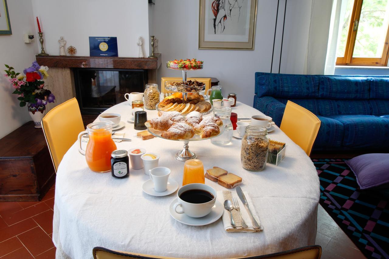 B&B Dimora Morelli Gubbio Buitenkant foto