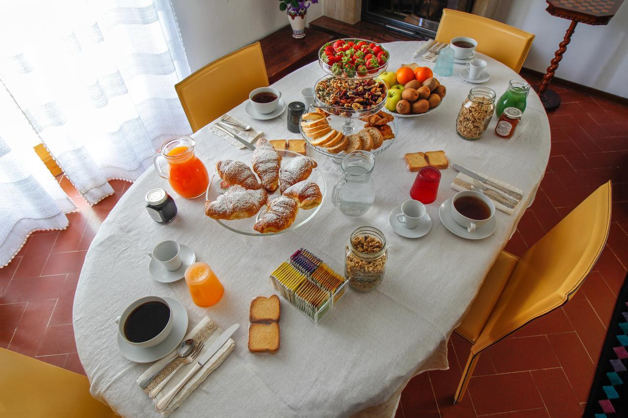 B&B Dimora Morelli Gubbio Buitenkant foto