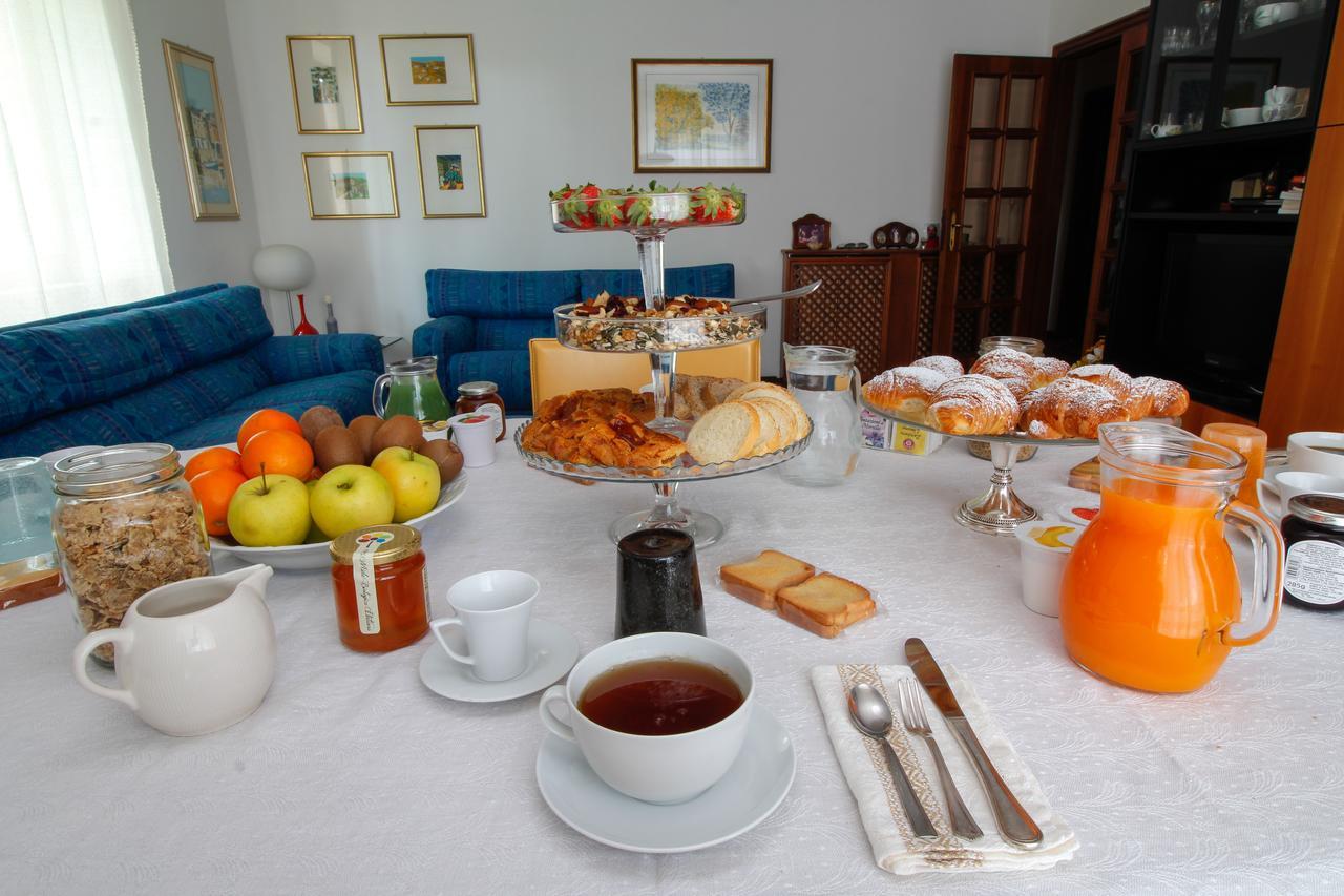 B&B Dimora Morelli Gubbio Buitenkant foto