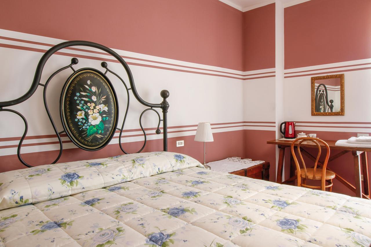 B&B Dimora Morelli Gubbio Buitenkant foto