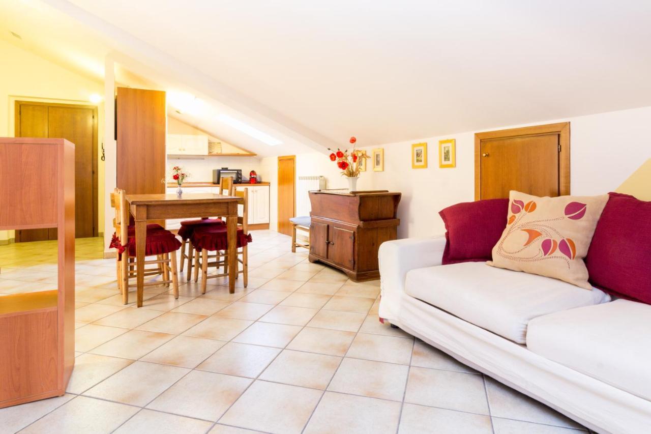 B&B Dimora Morelli Gubbio Buitenkant foto