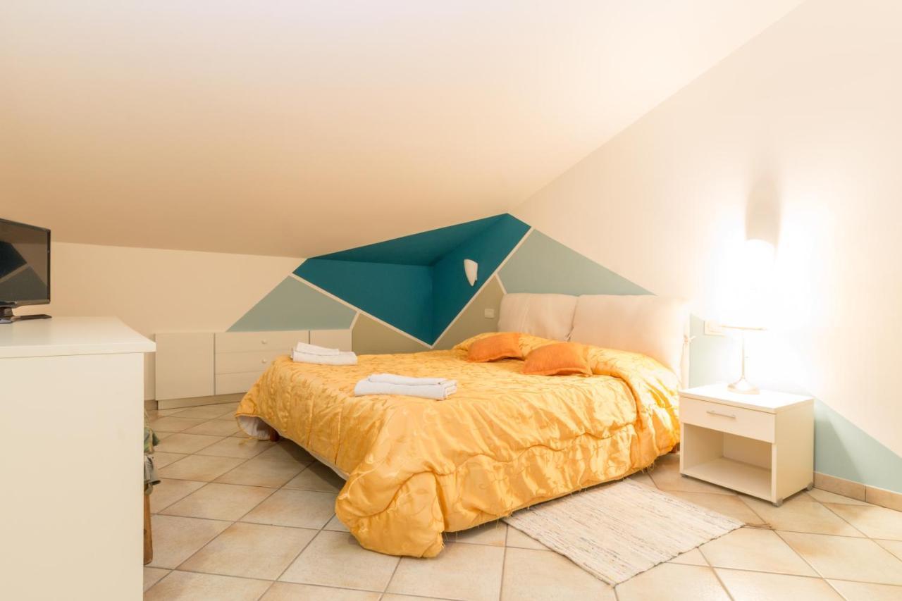 B&B Dimora Morelli Gubbio Buitenkant foto