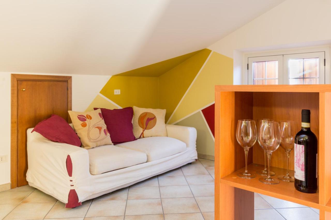 B&B Dimora Morelli Gubbio Buitenkant foto