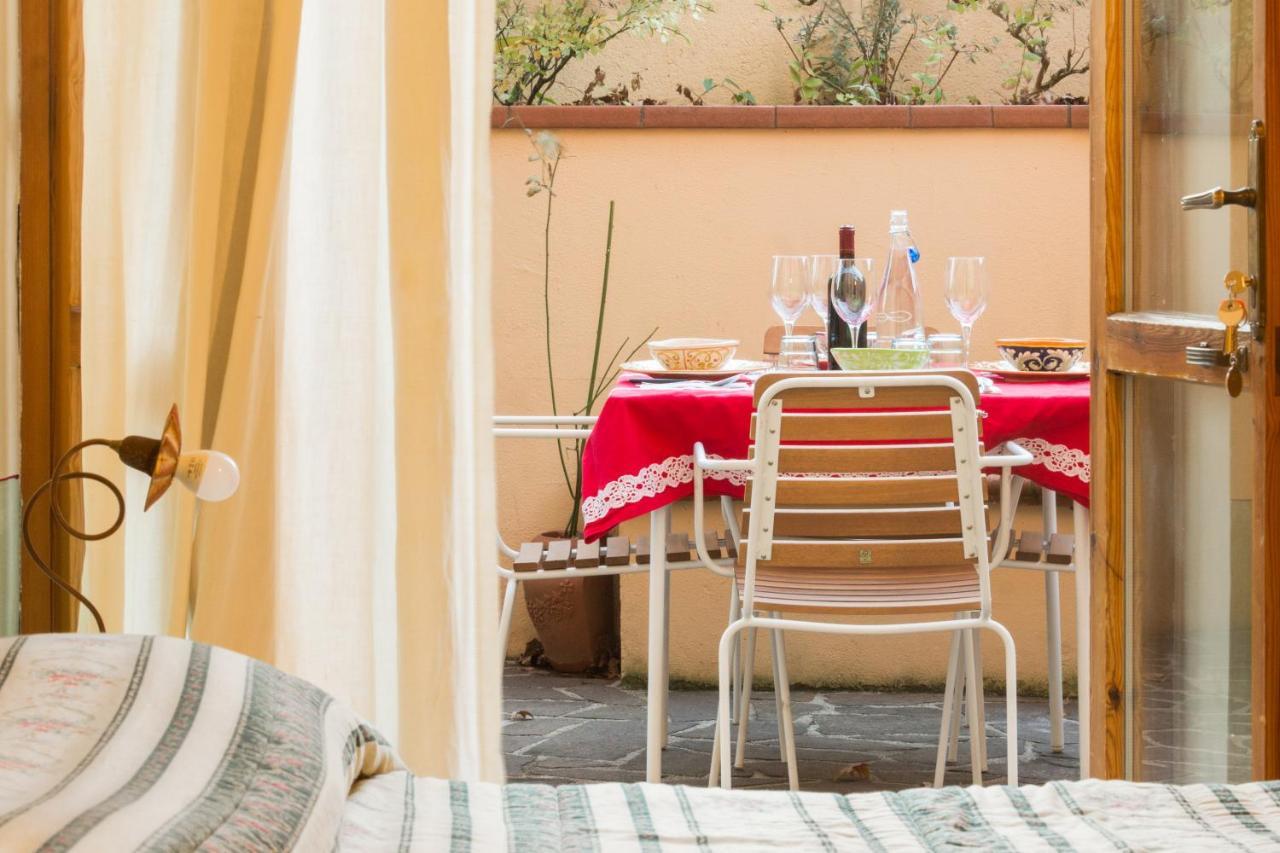 B&B Dimora Morelli Gubbio Buitenkant foto